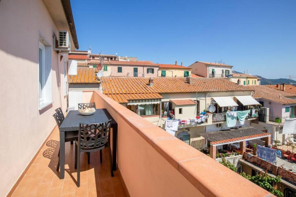 Alba Del Mare Apartment Capoliveri  Bagian luar foto