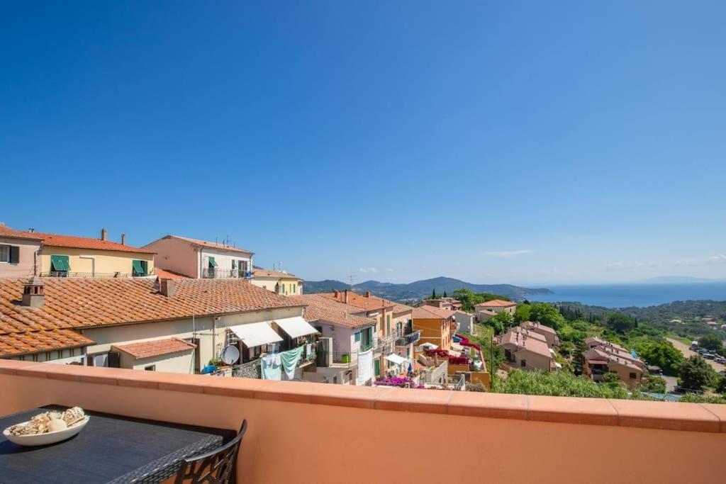 Alba Del Mare Apartment Capoliveri  Bagian luar foto